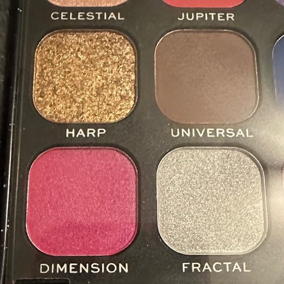 Revolution Galaxy Eyeshadow Palette - Picture 4 of 8